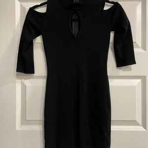 Bebe cold shoulder bebe dress XS